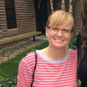 Meet your Posher, Therasa